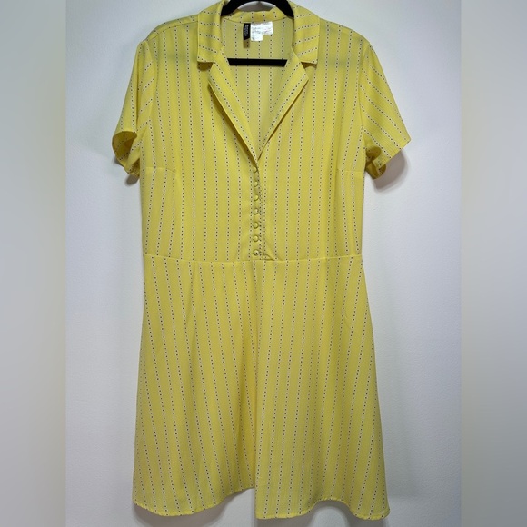 H&M Yellow Striped Button Front Shirt Dress | Vintage-Inspired Fit & Flare Mini - Picture 1 of 7